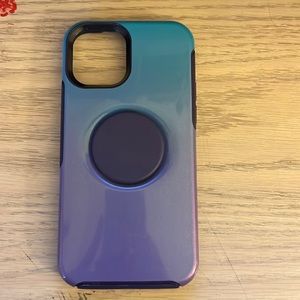 iPhone 13 otter box pop socket case